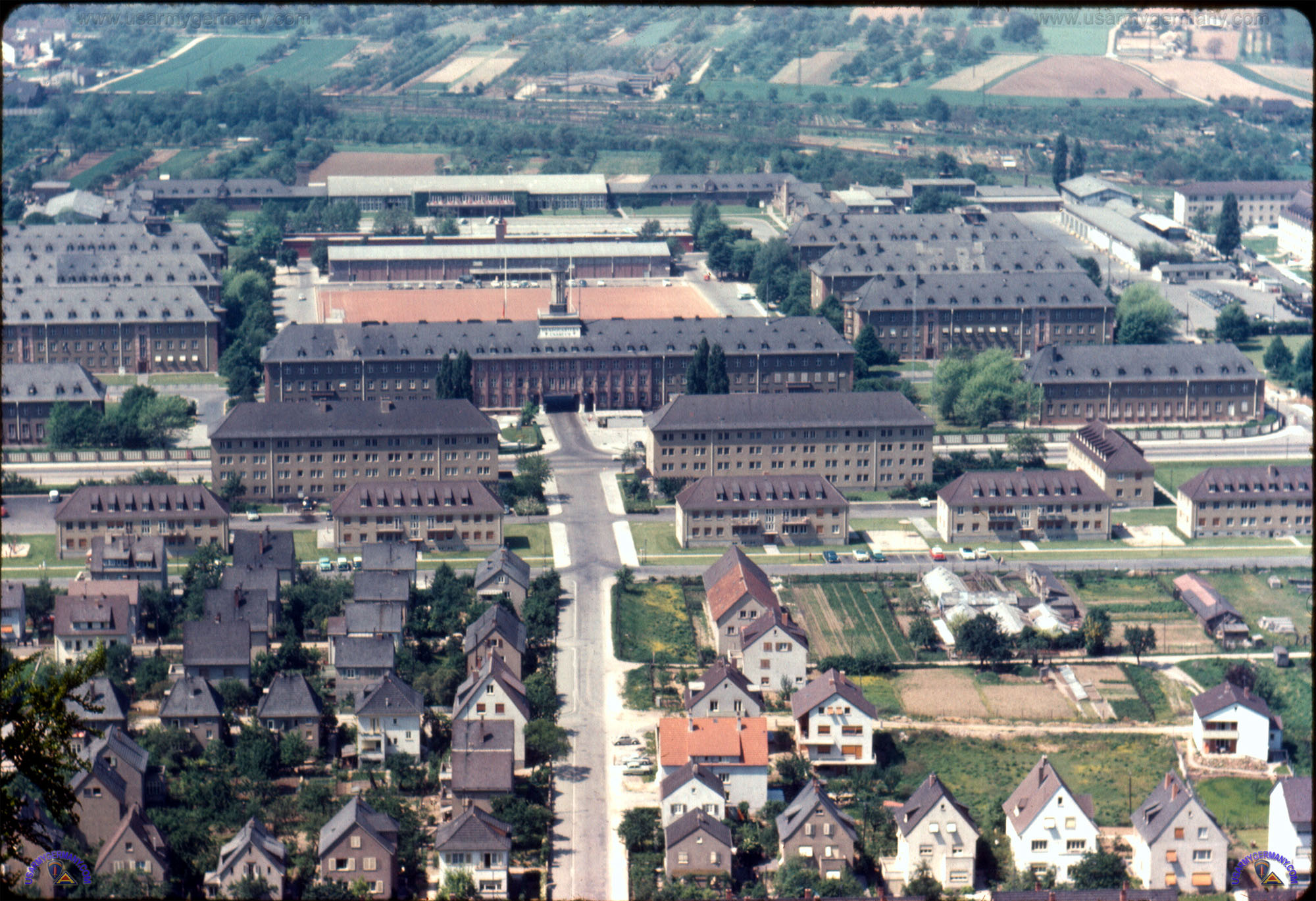 USAREUR Aerial Photos - Campbell Bks mid-1950s